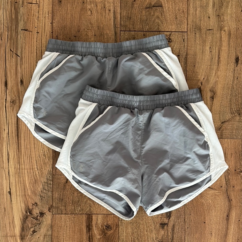 Under Armour Gray Women's Athletic Shorts (2 pairs)